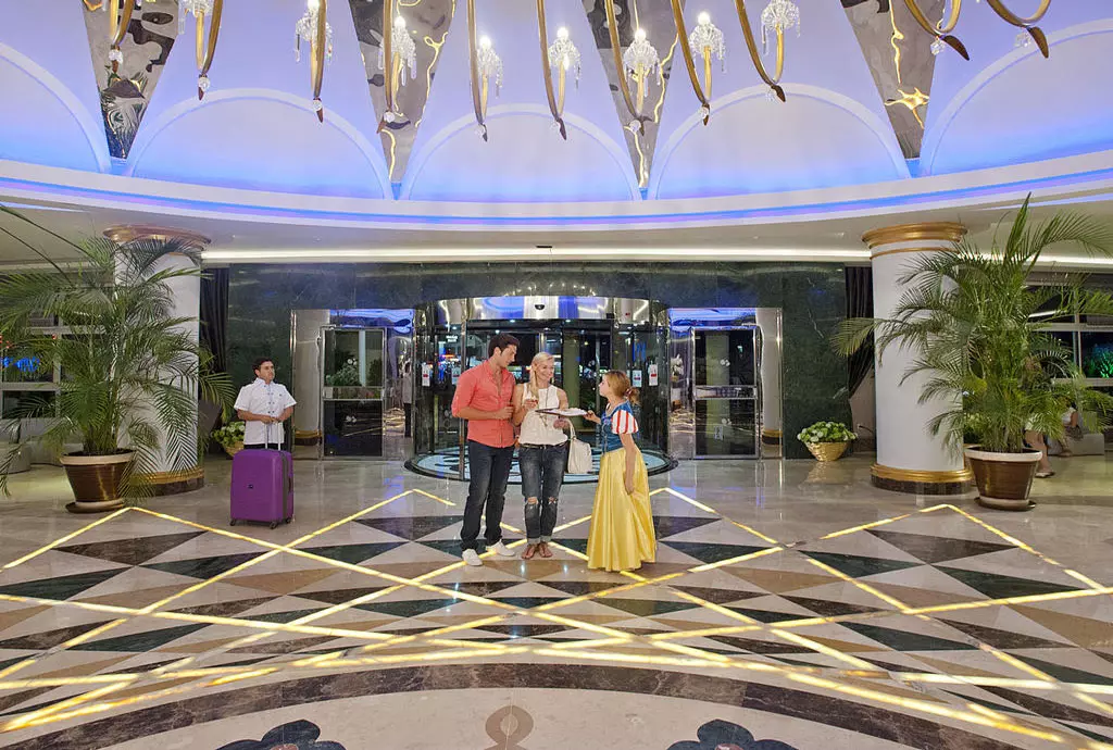 crystal_sunset_luxury_resort_shabavizparvaz_12.jpg crystal_sunset_luxury_resort_shabavizparvaz_12.jpg