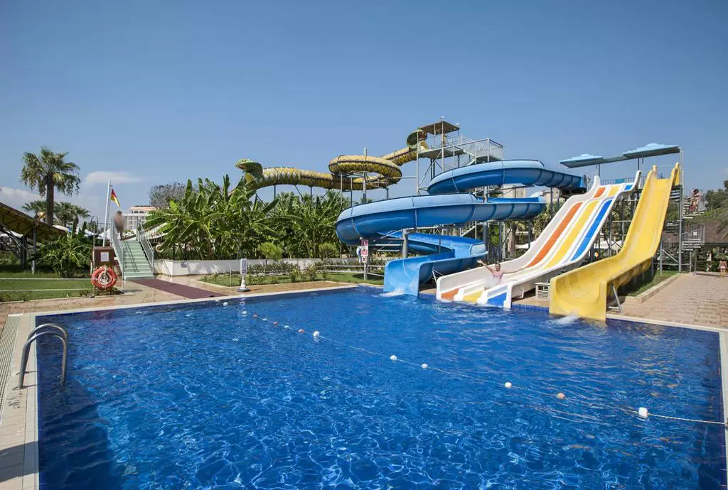 crystal_tat_beach_shabavizparvaz_20.jpg