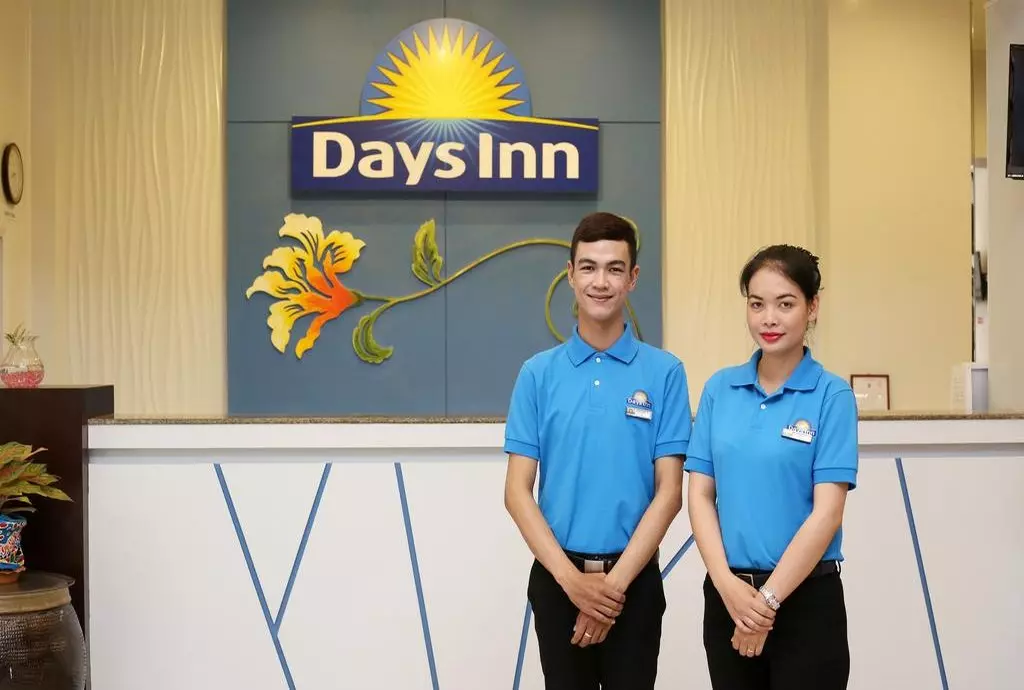 days_inn_phuket_shabavizparvaz_03.jpg