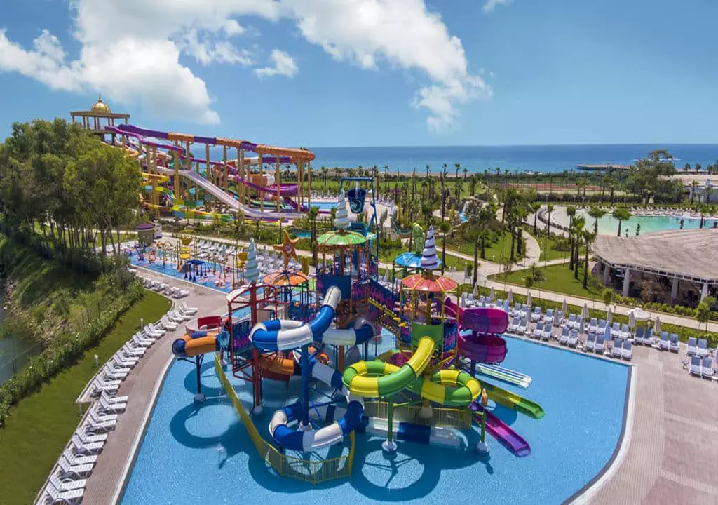 delphin_be_grand_lares_park_31.jpg