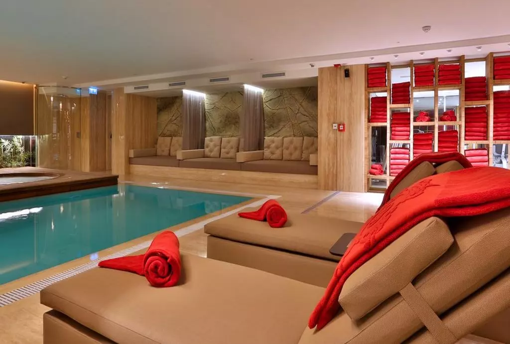 dosse_dossi_spa_downtown_shabavizparvaz_06.jpg