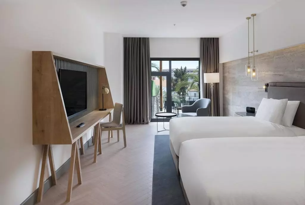 double_tree_by_hilton_antalya_shabavizparvaz_03.jpg