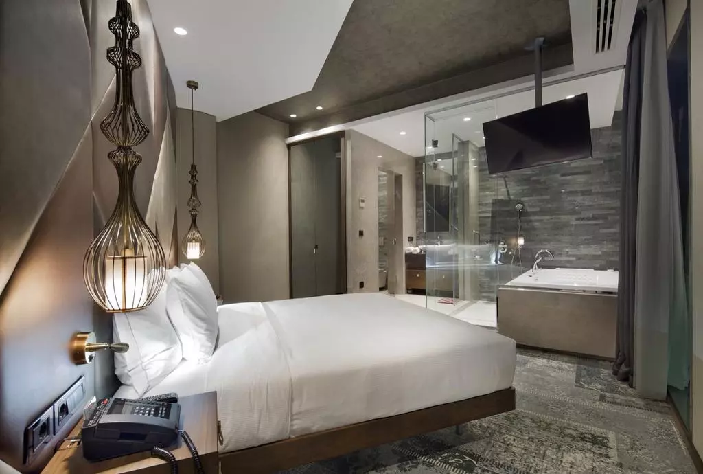 double_tree_hilton_piyalepasa_03.jpg