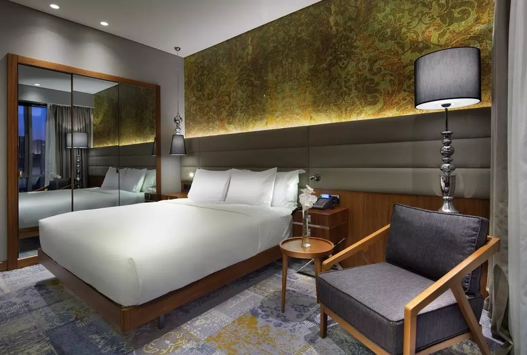 double_tree_hilton_piyalepasa_08.jpg