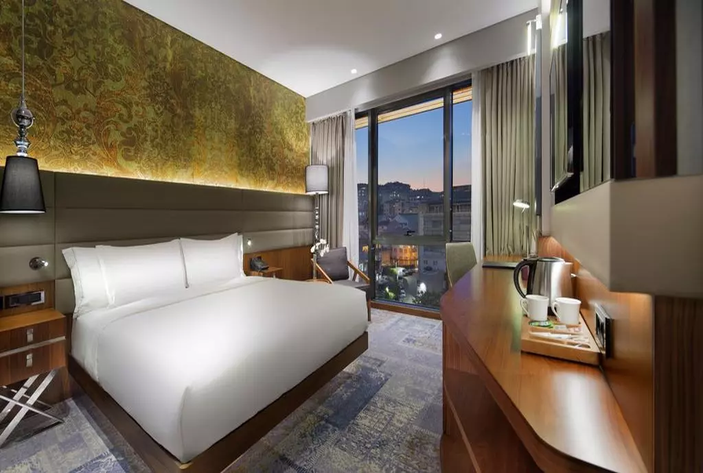 double_tree_hilton_piyalepasa_09.jpg