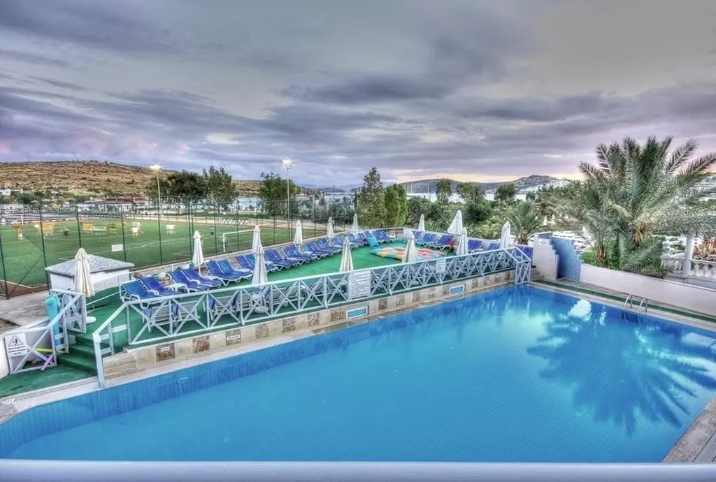 eken_resort_bodrum_shabavizparvaz_03.jpg
