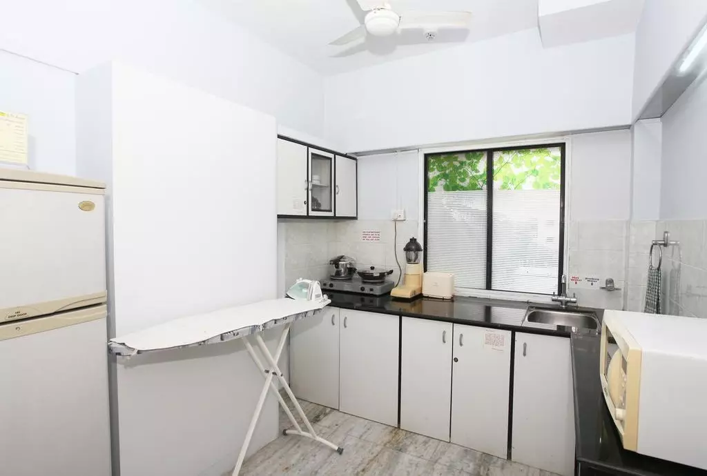 emerald_hotel_services_apartments_mumbai_shabavizparvaz_07.jpg