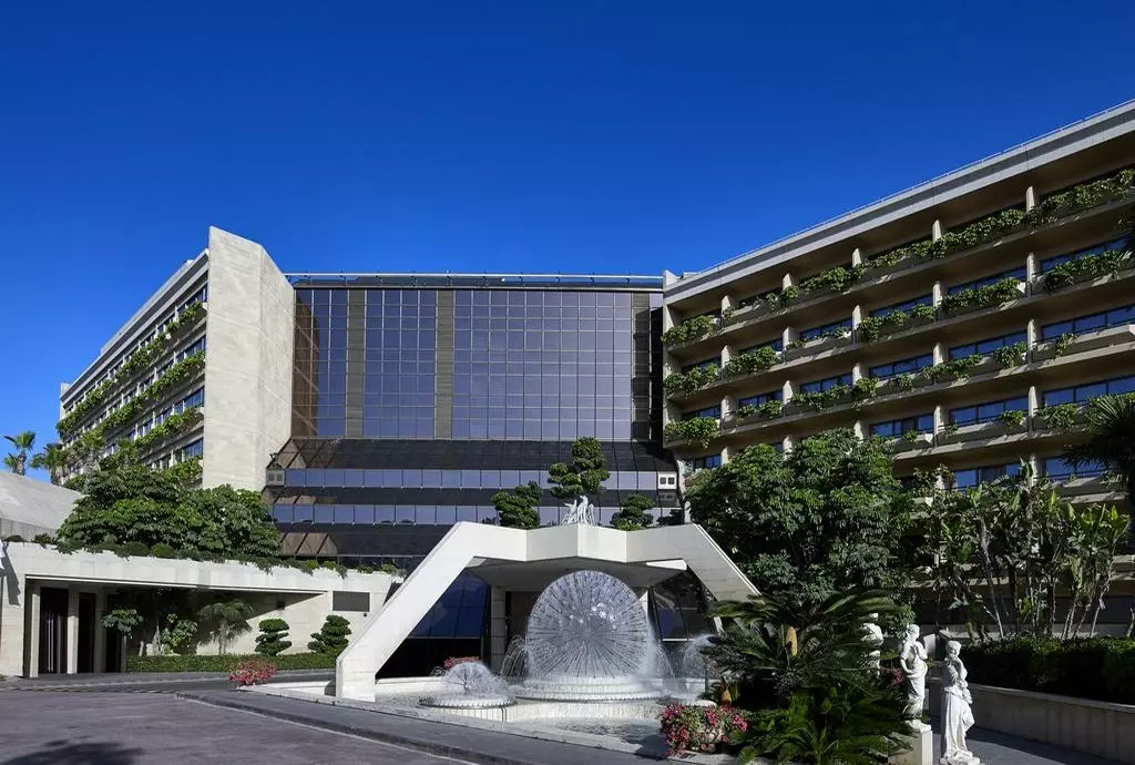 four_seasons_limassol_shabavizparvaz_23.jpg