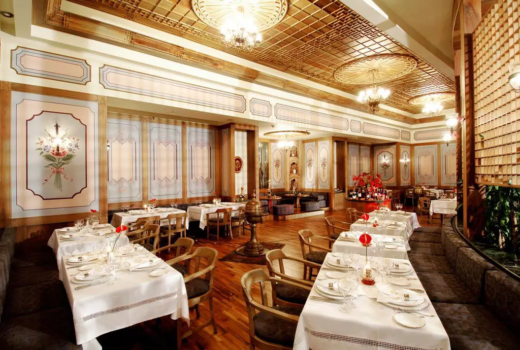 gloria_golf_resort_shabavizparvaz_07.jpg gloria_golf_resort_shabavizparvaz_07.jpg