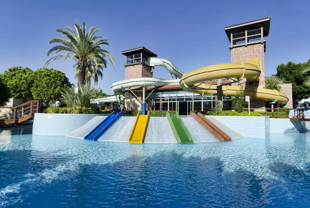 gloria_golf_resort_shabavizparvaz_12.jpg gloria_golf_resort_shabavizparvaz_12.jpg