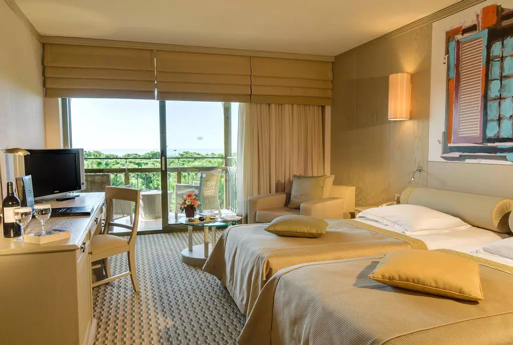 gloria_golf_resort_shabavizparvaz_15.jpg gloria_golf_resort_shabavizparvaz_15.jpg