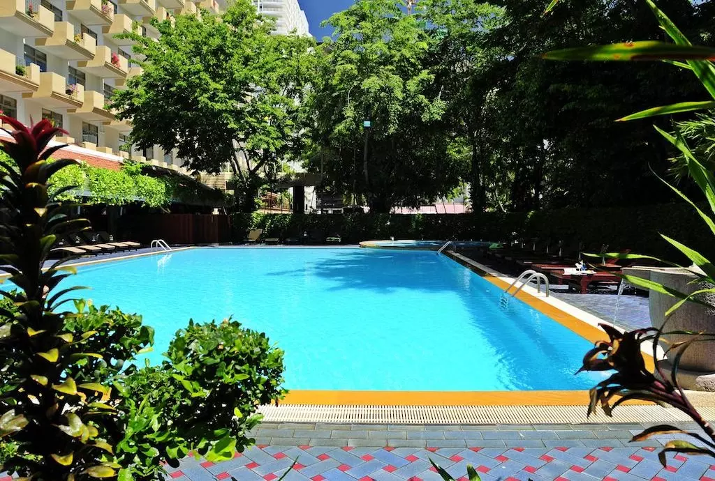 golden_beach_pattaya_shabavizparvaz_13.jpg golden_beach_pattaya_shabavizparvaz_13.jpg