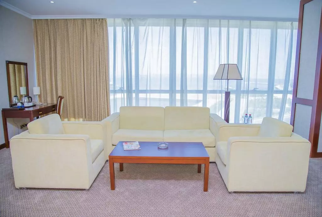 golden_coast_baku_shabavizparvaz_09.jpg golden_coast_baku_shabavizparvaz_09.jpg