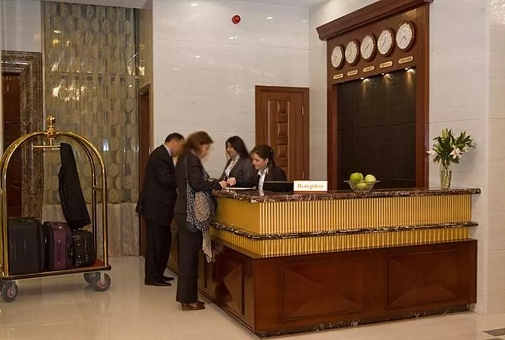 golden_coast_baku_shabavizparvaz_17.jpg golden_coast_baku_shabavizparvaz_17.jpg