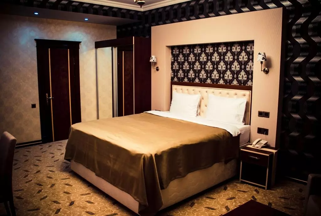 grand_baku_shabavizparvaz_02.jpg grand_baku_shabavizparvaz_02.jpg