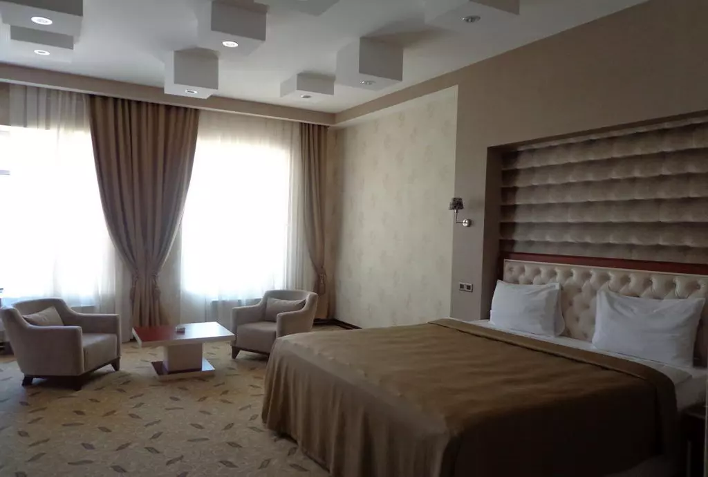 grand_baku_shabavizparvaz_18.jpg grand_baku_shabavizparvaz_18.jpg