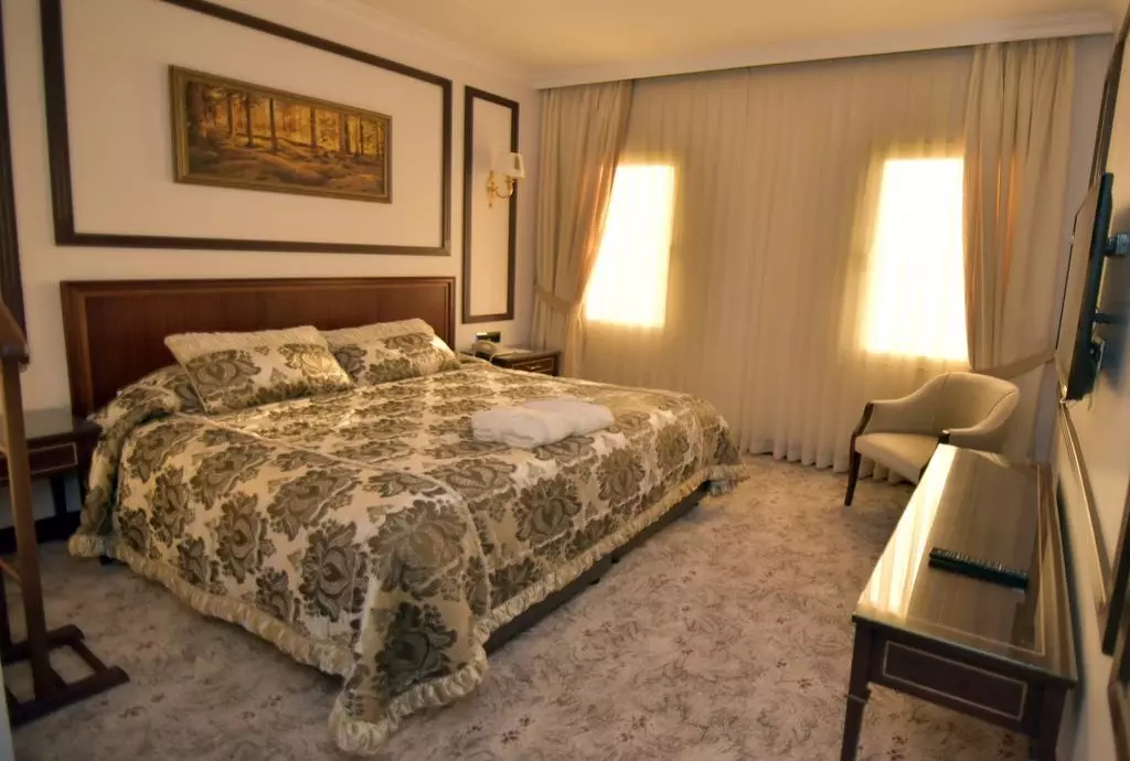 grand_cevahir_istanbul_shabavizparvaz_15.jpg