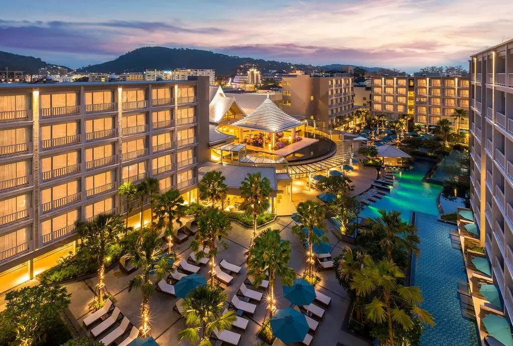 grand_mercure_shabavizparvaz_01.jpg grand_mercure_shabavizparvaz_01.jpg