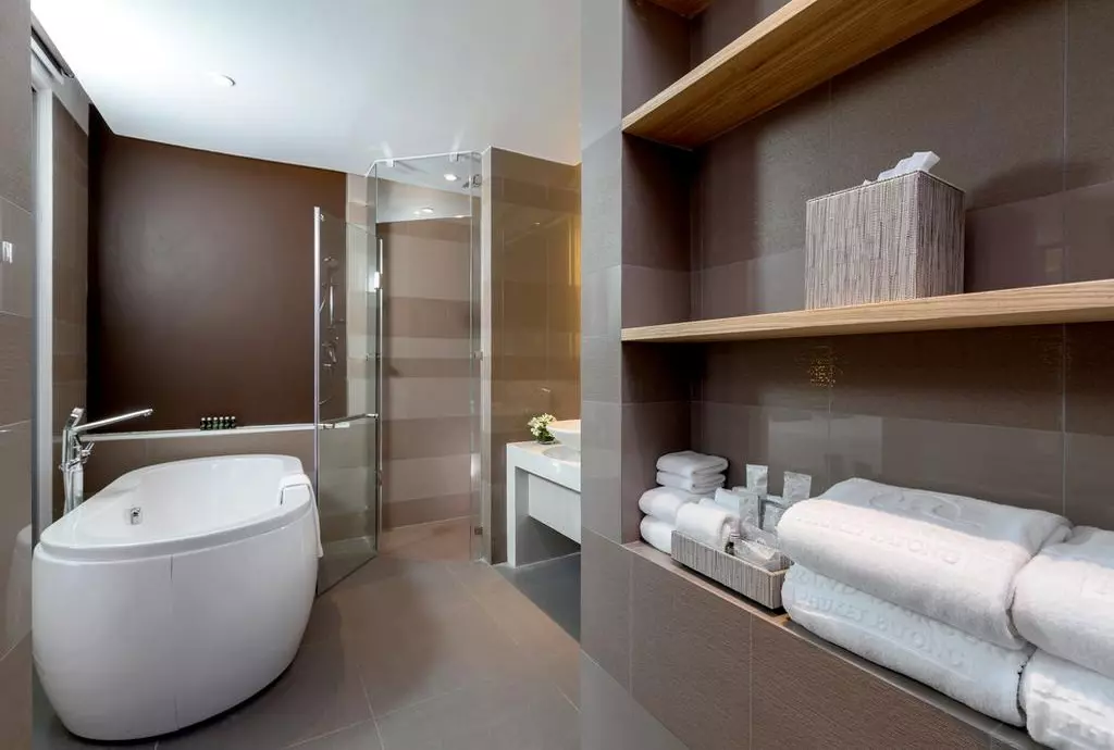 grand_mercure_shabavizparvaz_15.jpg grand_mercure_shabavizparvaz_15.jpg