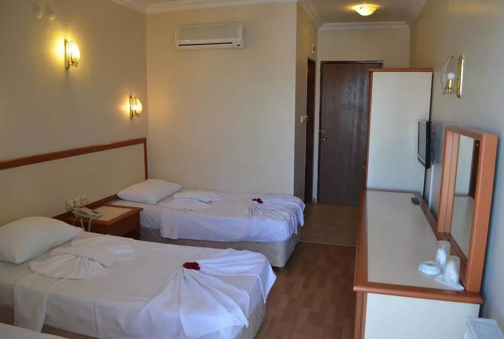grand_milano_istanbul_shabavizparvaz_07.jpg