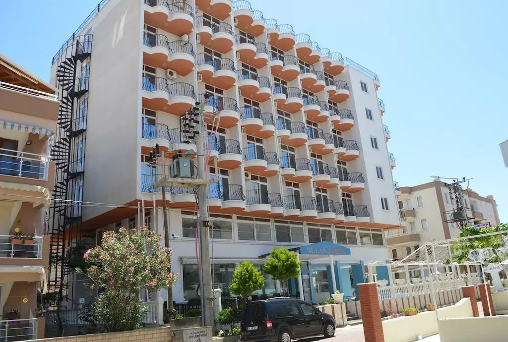 grand_milano_istanbul_shabavizparvaz_08.jpg