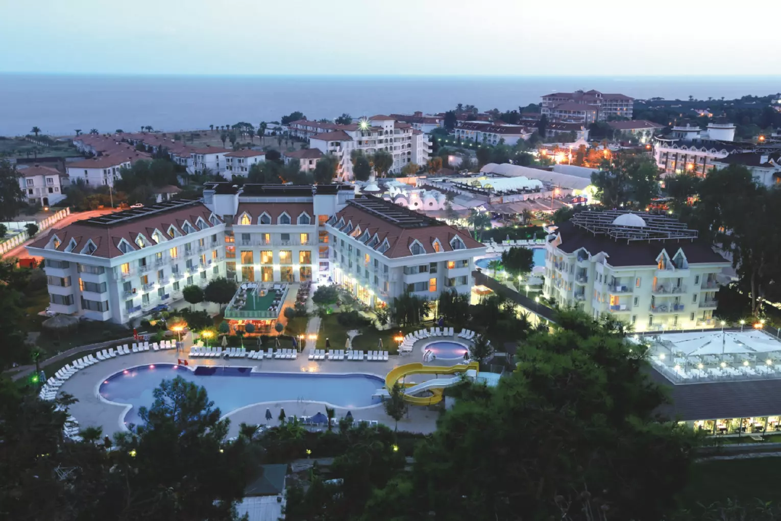 grand_miramor_shabavizparvaz_03.jpg