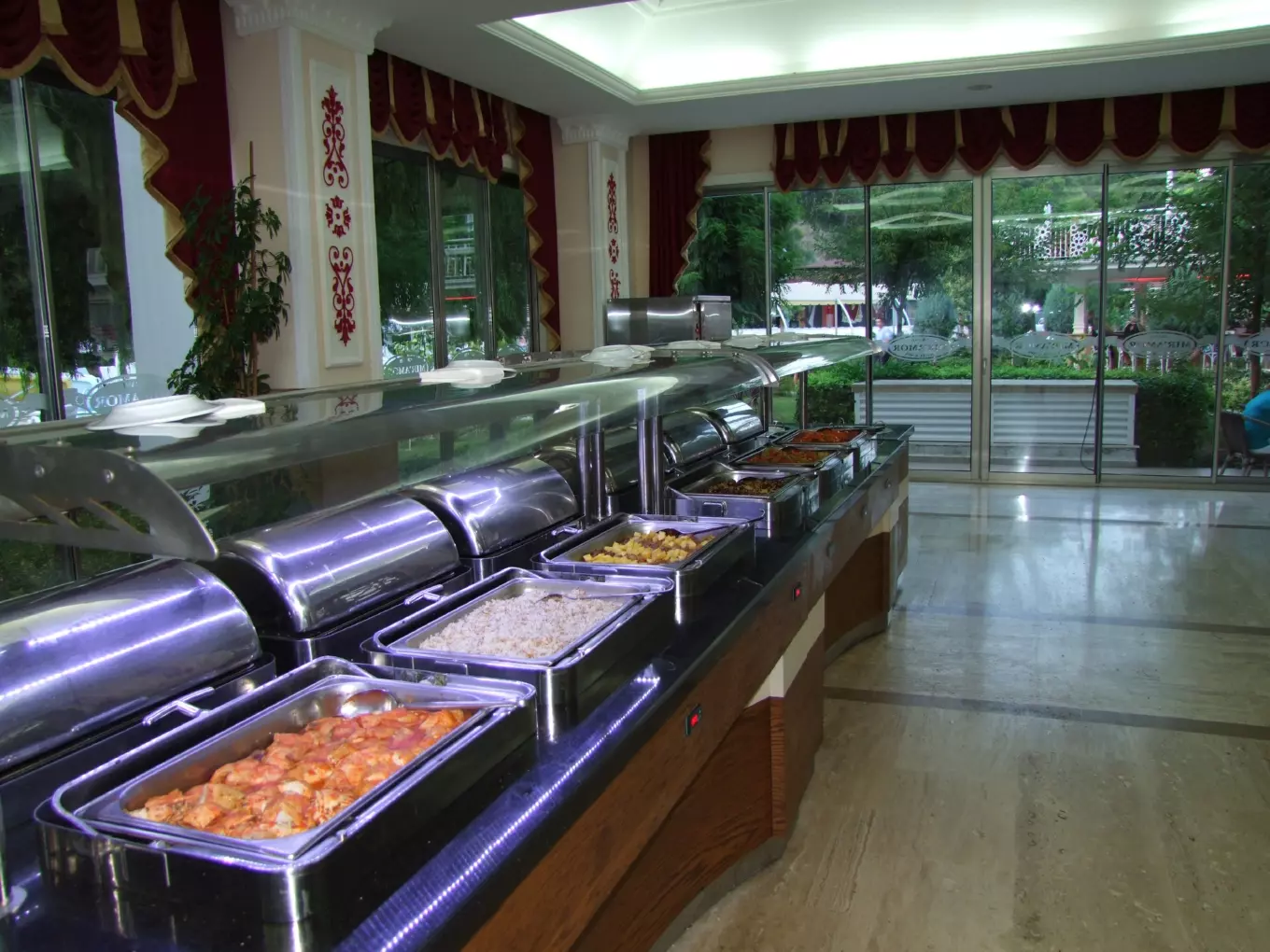 grand_miramor_shabavizparvaz_09.jpg