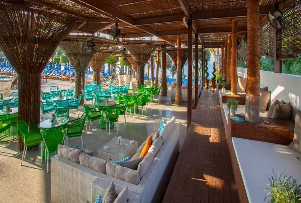 grand_resort_limassol_shabavizparvaz_11.jpg