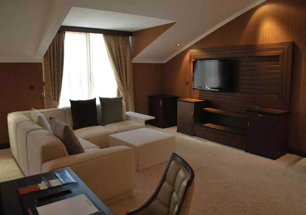 harrington_park_shabavizparvaz_09.jpg harrington_park_shabavizparvaz_09.jpg