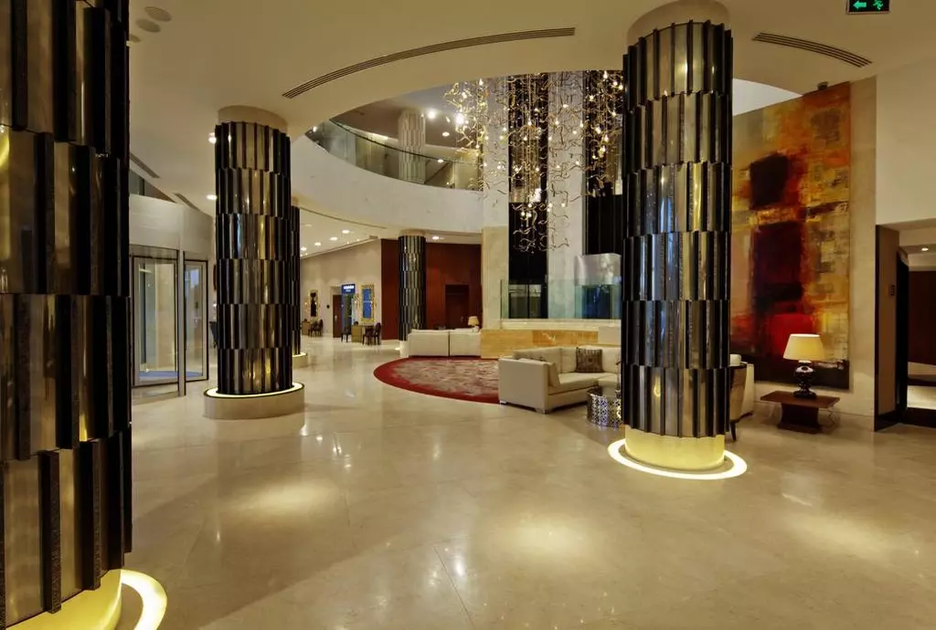 hilton_baku_shabavizparvaz_14.jpg