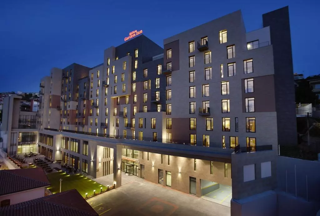 hilton_garden_inn_shabavizparvaz_09.jpg