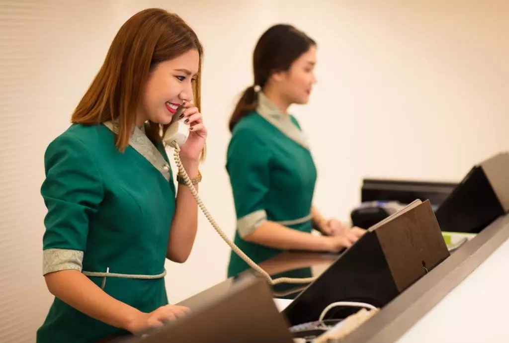 holiday_inn_bangkok_shabavizparvaz_06.jpg holiday_inn_bangkok_shabavizparvaz_06.jpg