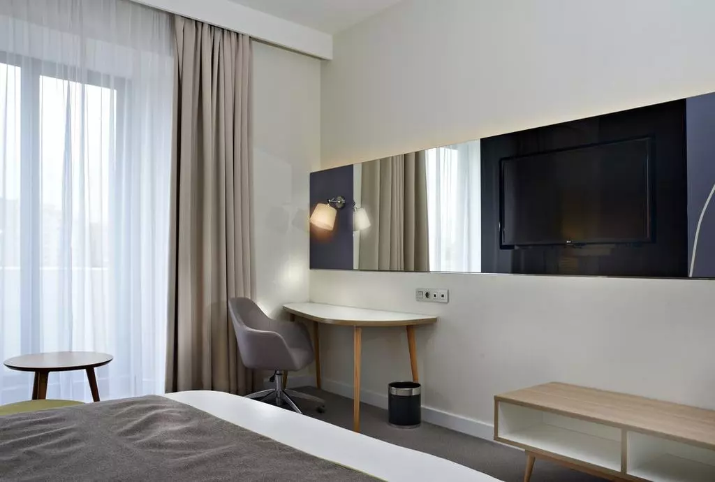 holiday_inn_moscow_seligerskaya_shabavizparvaz_10.jpg holiday_inn_moscow_seligerskaya_shabavizparvaz_10.jpg