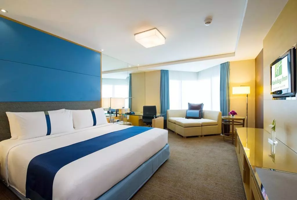 holiday_inn_silom_shabavizparvaz_08.jpg holiday_inn_silom_shabavizparvaz_08.jpg