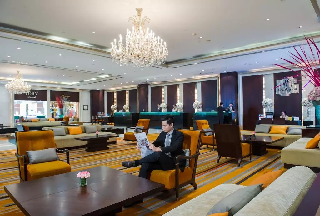 holiday_inn_silom_shabavizparvaz_12.jpg holiday_inn_silom_shabavizparvaz_12.jpg