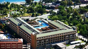 hotel_crystal_deluxe_kemer_shabavizparvaz.jpg