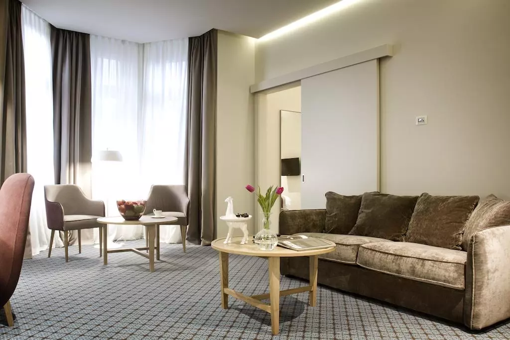 hotel_jump_inn_belgrade_shabavizparvaz_12.jpg hotel_jump_inn_belgrade_shabavizparvaz_12.jpg