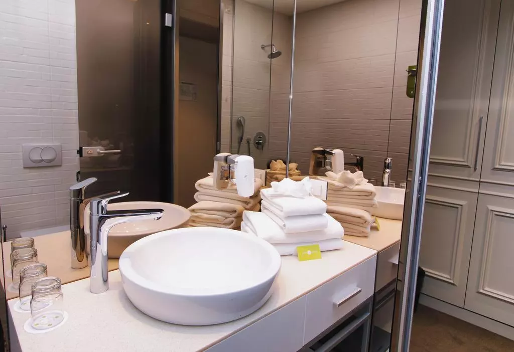 hotel_jump_inn_belgrade_shabavizparvaz_20.jpg hotel_jump_inn_belgrade_shabavizparvaz_20.jpg