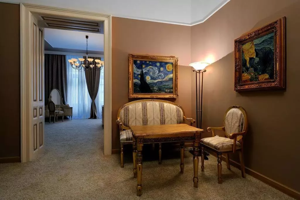 hotel_rezime_crown_shabavizparvaz_01.jpg hotel_rezime_crown_shabavizparvaz_01.jpg