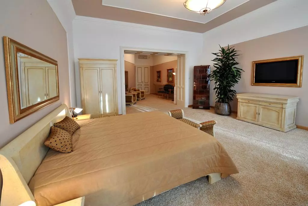 hotel_rezime_crown_shabavizparvaz_04.jpg hotel_rezime_crown_shabavizparvaz_04.jpg