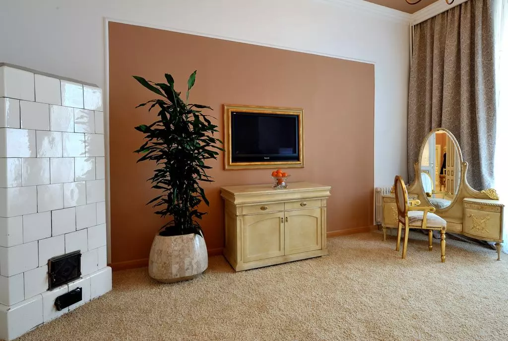 hotel_rezime_crown_shabavizparvaz_11.jpg hotel_rezime_crown_shabavizparvaz_11.jpg