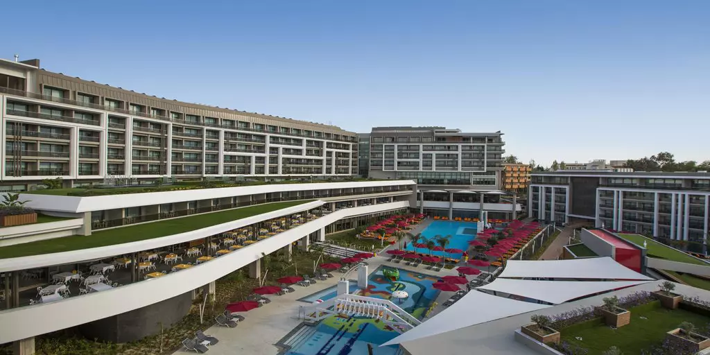 hotel_sense_deluxe_shabavizparvaz_01.jpg