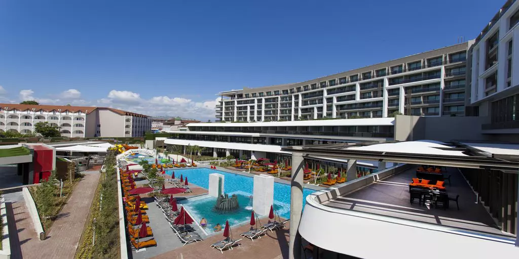 hotel_sense_deluxe_shabavizparvaz_15.jpg