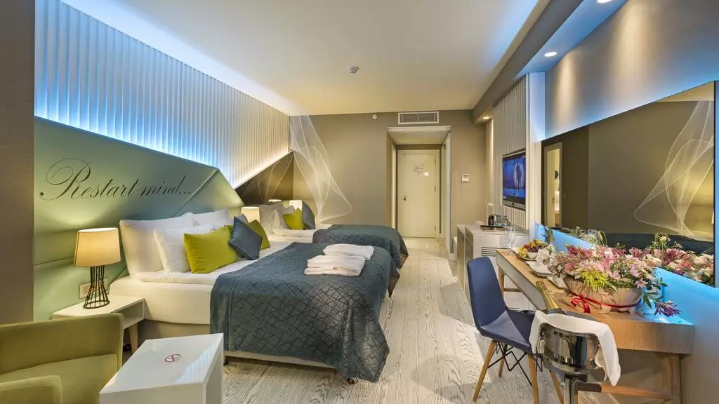 hotel_wind_of_lara_shabavizparvaz_20.jpg
