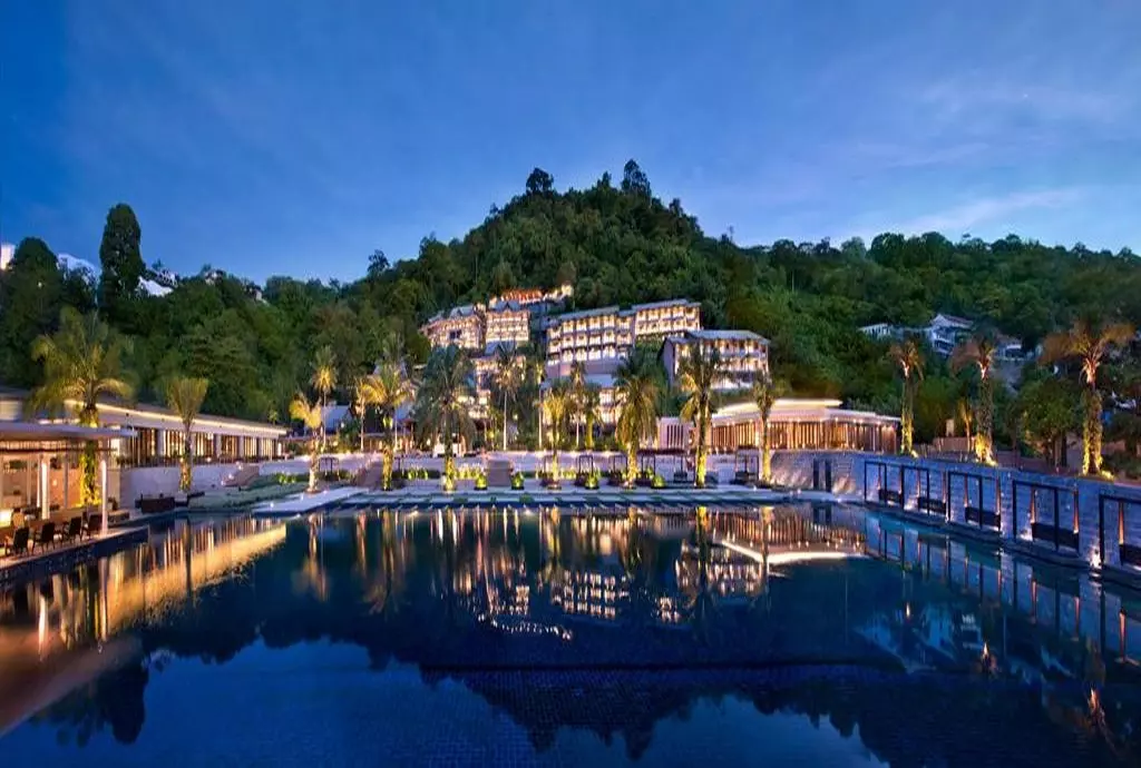 hyatt_regency_phuket_resort_shabavizparvaz_01.jpg