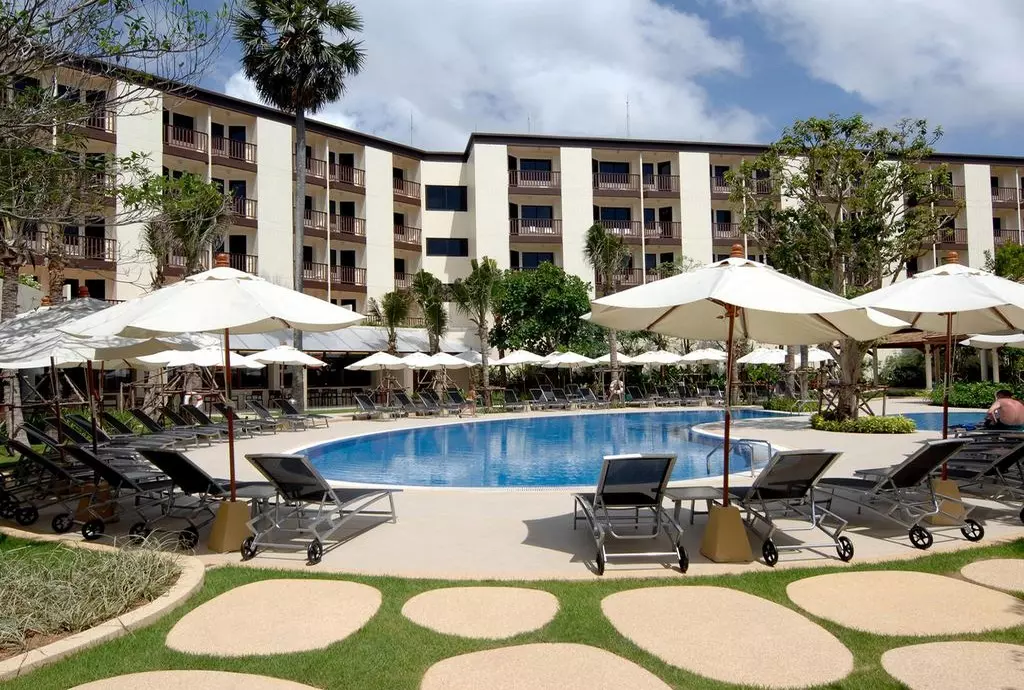 ibis_patong_phuket.jpg ibis_patong_phuket.jpg