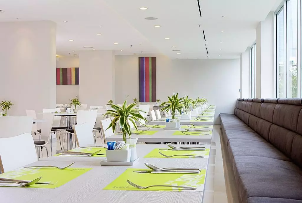 ibis_sathorn_shabavizparvaz_07.jpg ibis_sathorn_shabavizparvaz_07.jpg