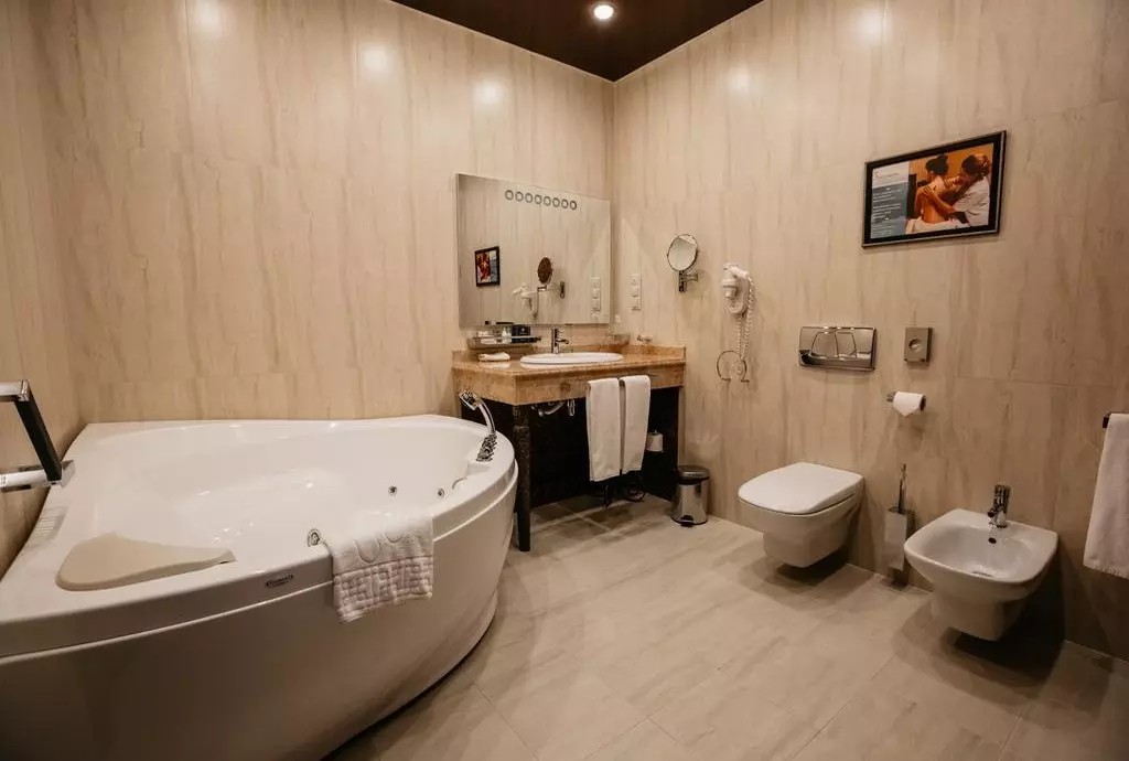 imperial_club_deluxe_ulyanovsk_shabavizparvaz_08.jpg imperial_club_deluxe_ulyanovsk_shabavizparvaz_08.jpg