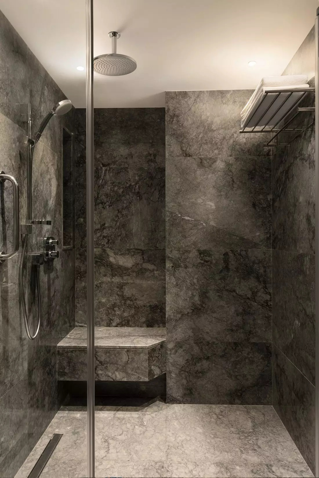 حمام هتل ازمیر ماریوت حمام هتل ازمیر ماریوت