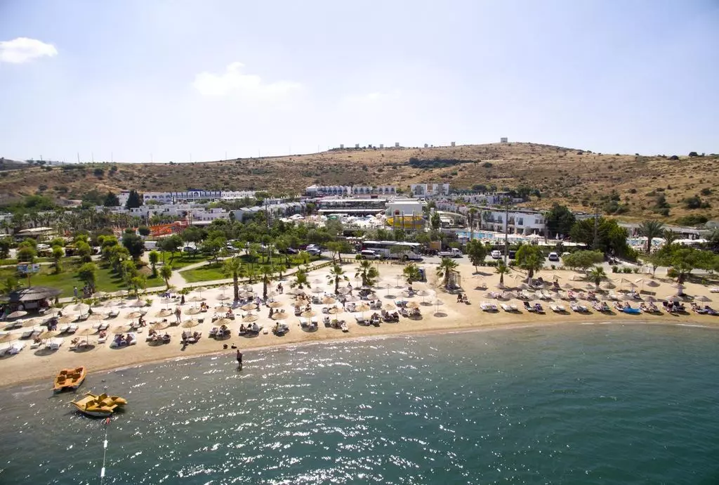 jasmin_beach_bodrum_shabavizparvaz_04.jpg jasmin_beach_bodrum_shabavizparvaz_04.jpg